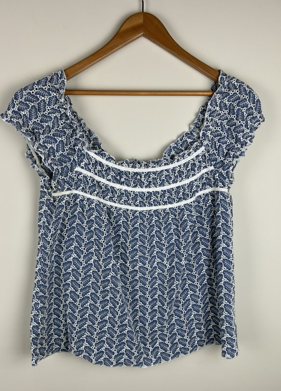 Anna Sui Anthropologie Size 10 Blue White Eyelet Cotton Blouse Top Coastal Boho
